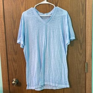 Buckle V-Neck Tee